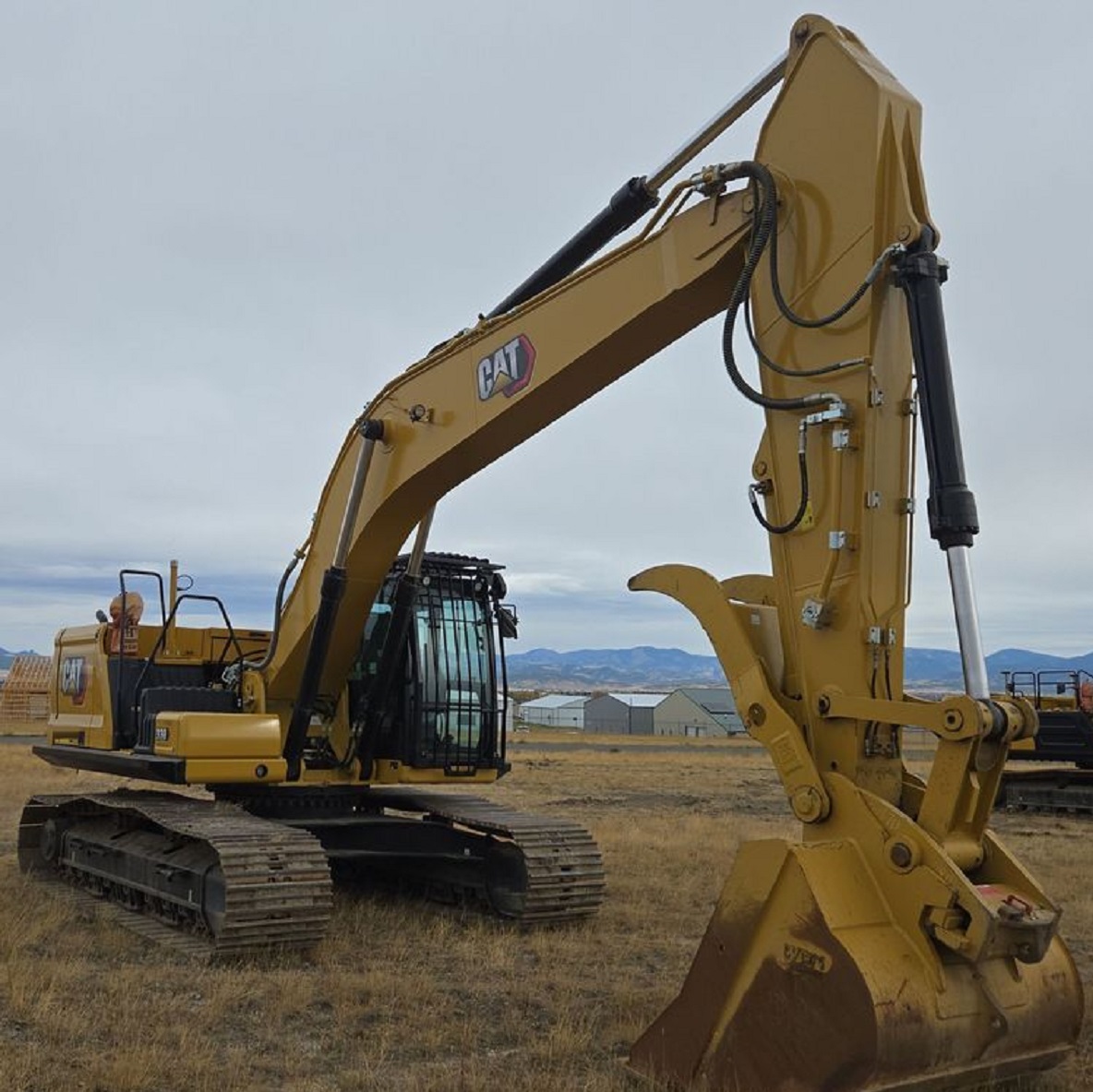 2022 Caterpillar 330 Excavator