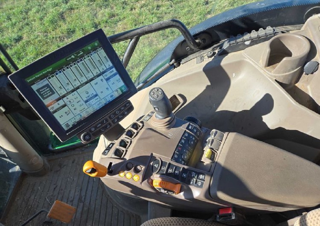 2021 John Deere 6175R MFWD