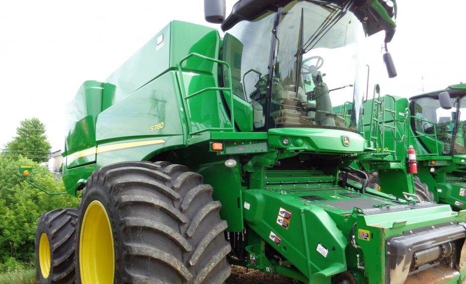 2021 John Deere S780 Combine